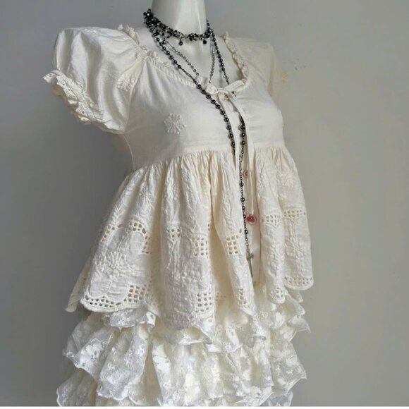 Dresses & Skirts - Ivory Lace Ruffle Dress